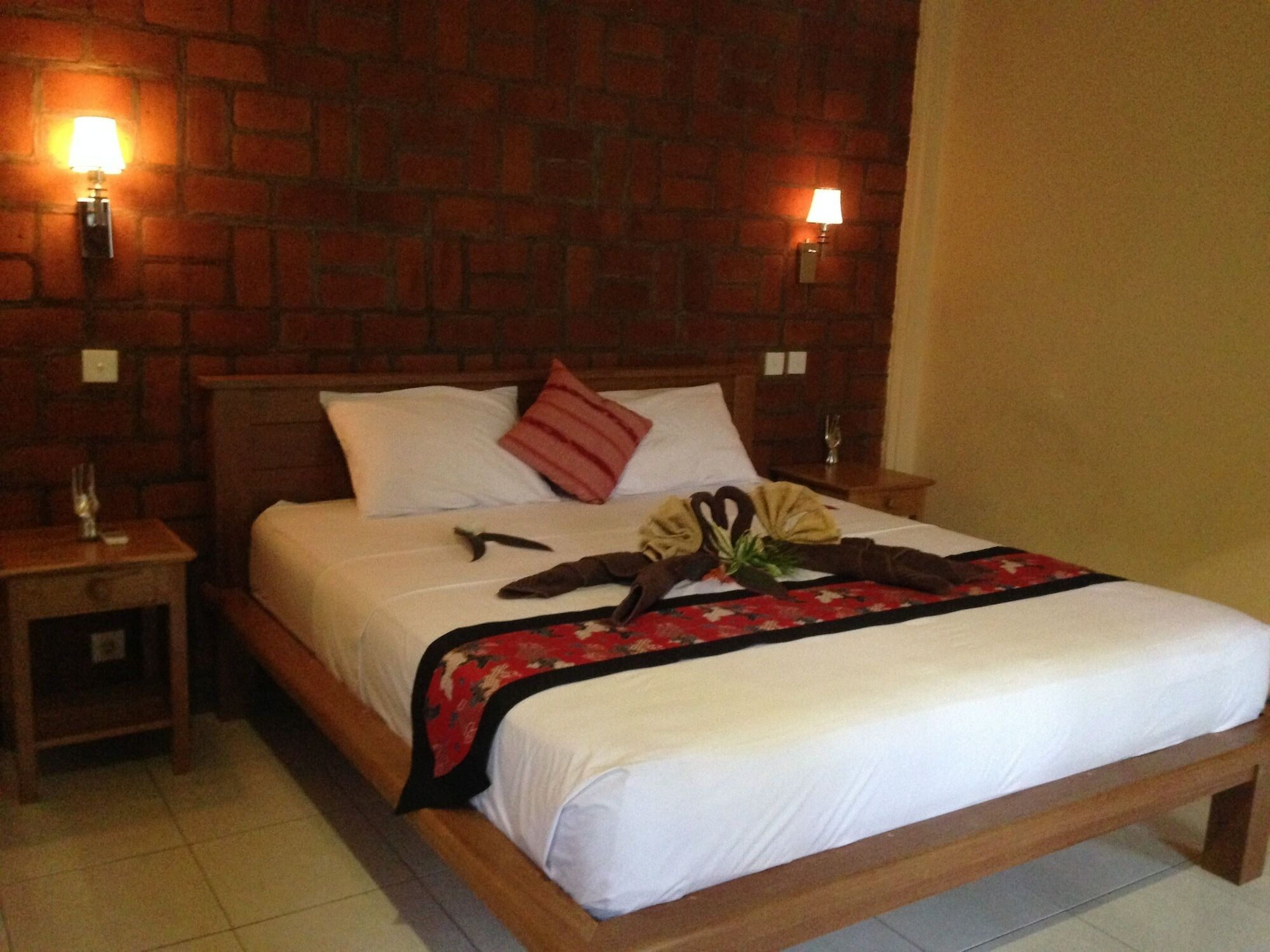 Biorock Homestay & Dive Center Pemuteran Esterno foto