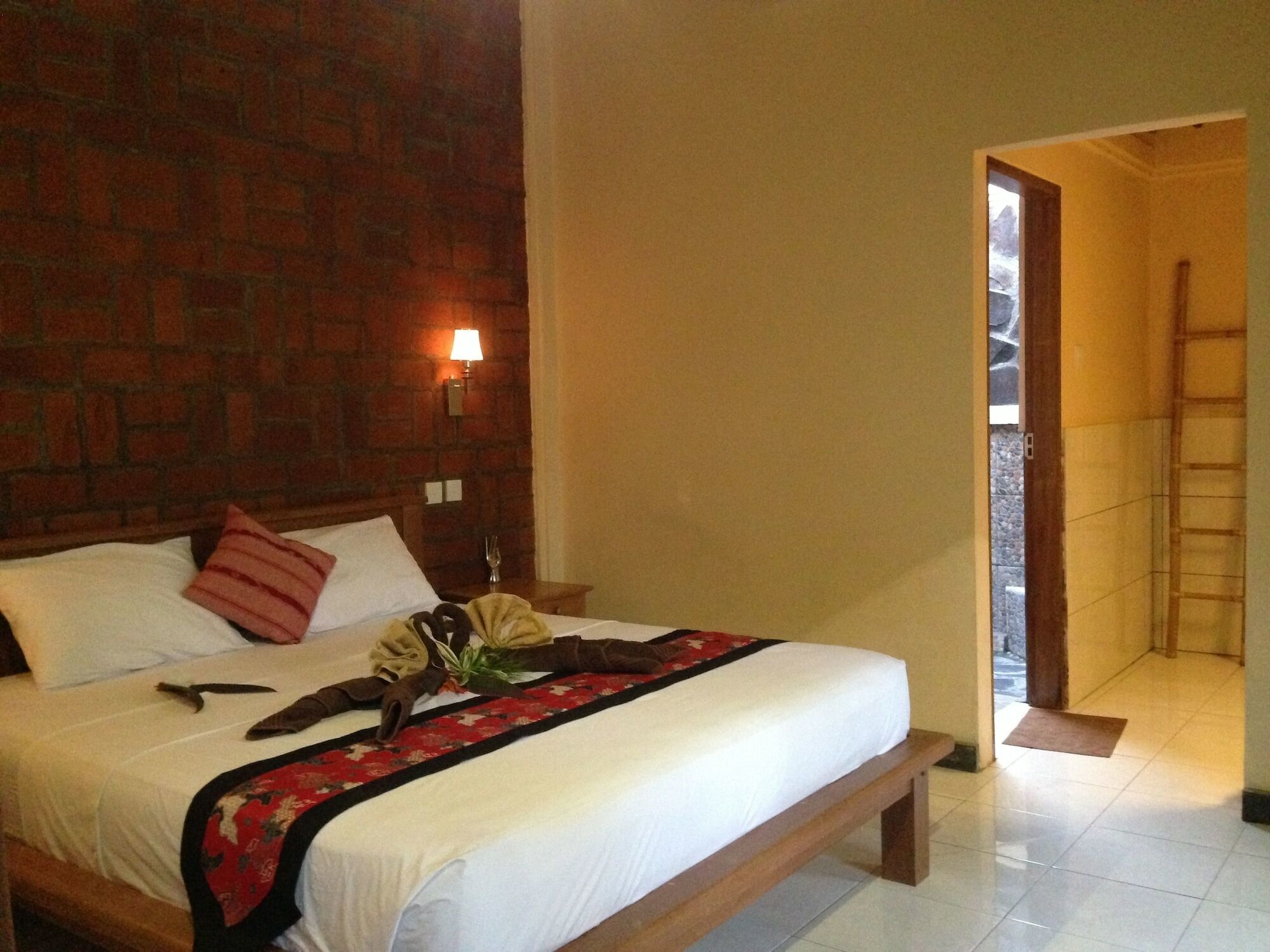 Biorock Homestay & Dive Center Pemuteran Esterno foto